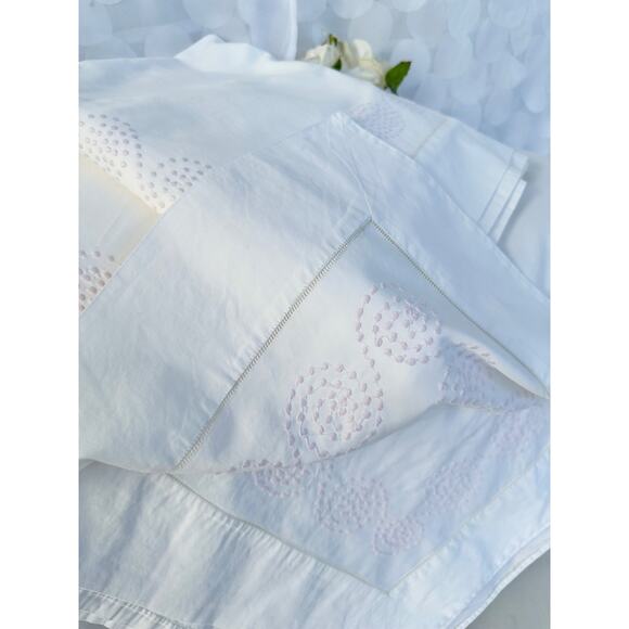 Schweitzer Linens KING Egyptian Cotton Ivory Sheets HAND EMBROIDERY ITALY 3 sham - Picture 8 of 12